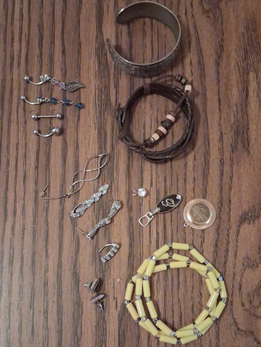 Fashion Jewelry 18 Piece Miscellaneous Lot
